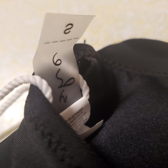 Swimsuit. womens bathing suit. Black one peice cupshe swimsuit - Picture 6 of 7